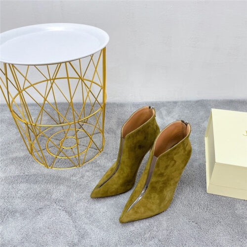 High Quality Luxury Jimmy Choo Pointed Toe Heeled Booties – Style 19127 product detail