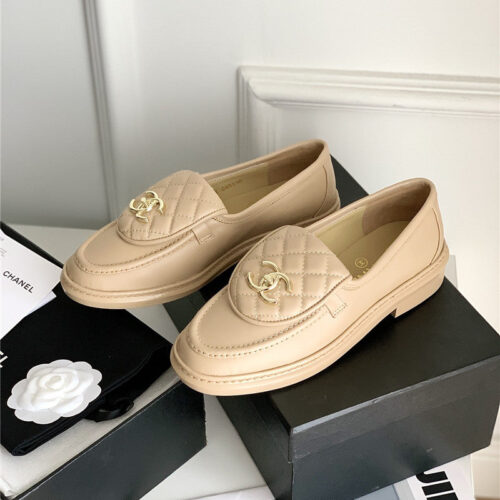 High Quality Luxury Chanel Flap Retro Diamond Loafers alternate view