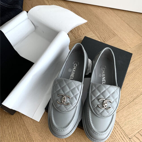High Quality Luxury Chanel Flap Retro Diamond Loafers – Style 07718 product detail