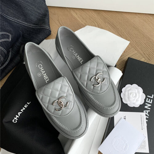 High Quality Luxury Chanel Flap Retro Diamond Loafers – Style 07718 product detail