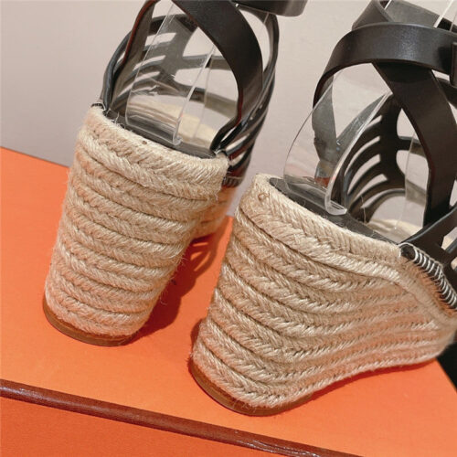 High Quality Luxury Hermes Early Spring New Straw Sandals – Style 34339 product detail