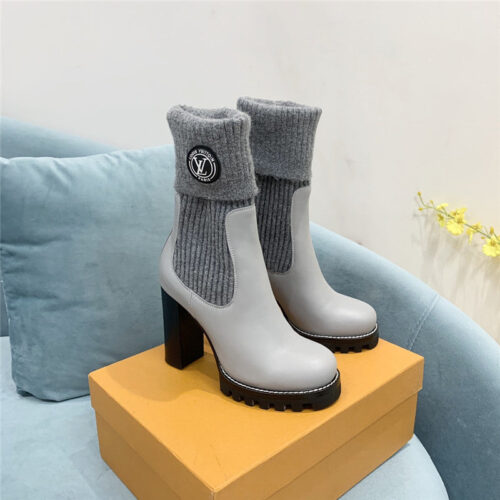 High Quality Luxury Louis Vuitton Wool Barrel Chunky Heel Ankle Boots – Style 66531