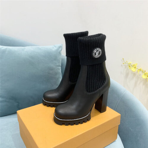 High Quality Luxury Louis Vuitton Wool Barrel Chunky Heel Ankle Boots – Style 87427 alternate view