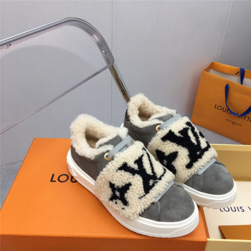High Quality Luxury Louis Vuitton Wool Platform Sneakers – Style 39395 alternate view