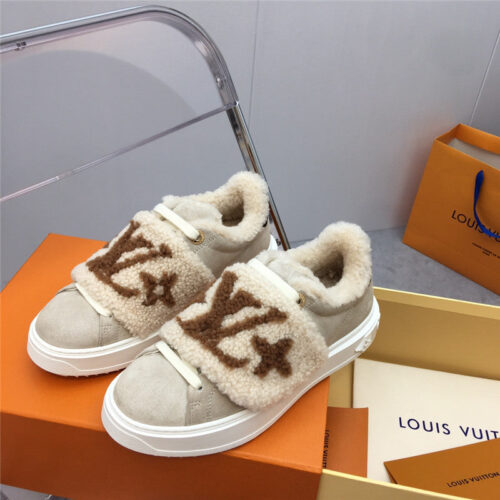 High Quality Luxury Louis Vuitton Wool Platform Sneakers alternate view