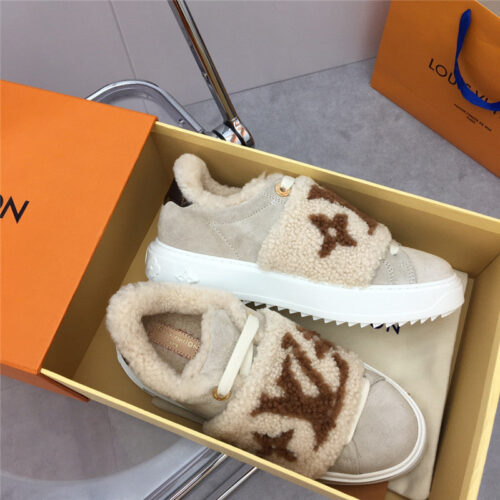 High Quality Luxury Louis Vuitton Wool Platform Sneakers product detail