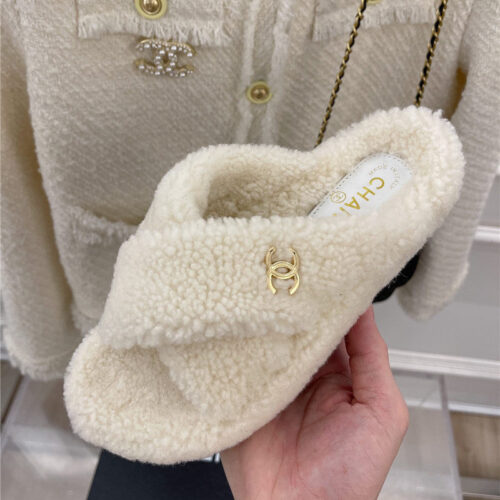 High Quality Luxury Chanel Cc Cross Strap Lambswool Slippers product detail