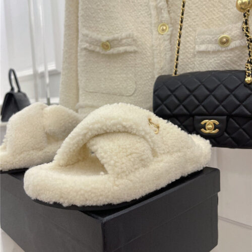 High Quality Luxury Chanel Cc Cross Strap Lambswool Slippers product detail
