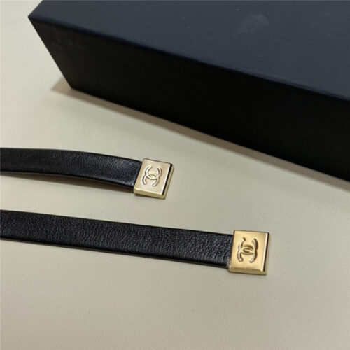 High Quality Luxury Chanel Metal Leather Heart Cc Necklace product detail