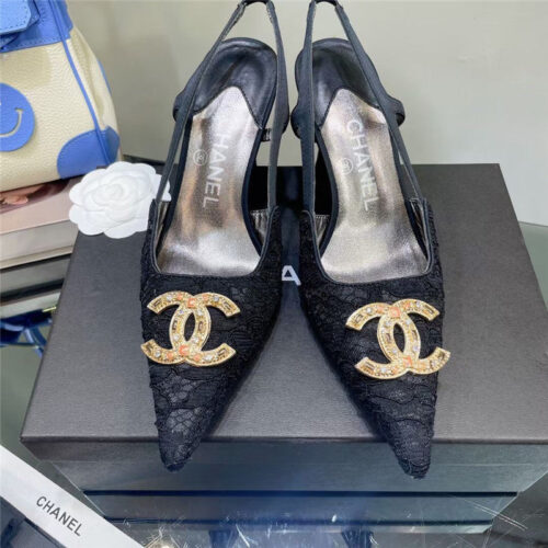 High Quality Luxury Chanel Pearl Double C Pendant Diamond Shoes – Style 27718 product detail