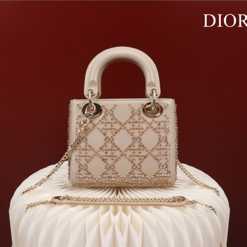 High Quality Luxury Mini Lady Dior Beaded Bag alternate view