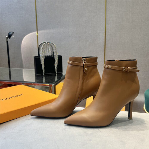 High Quality Luxury Louis Vuitton Logo Signature Ankle Boots – Style 80515