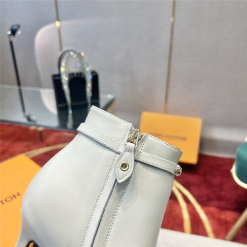 High Quality Luxury Louis Vuitton Logo Signature Ankle Boots product detail