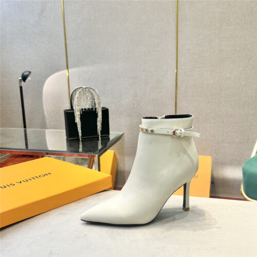 High Quality Luxury Louis Vuitton Logo Signature Ankle Boots product detail