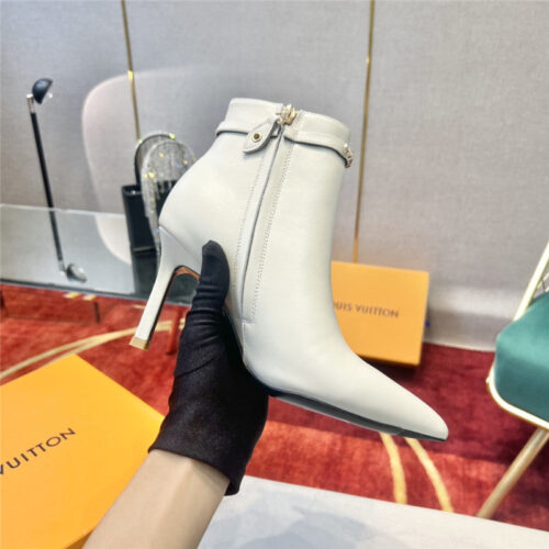 High Quality Luxury Louis Vuitton Logo Signature Ankle Boots product detail