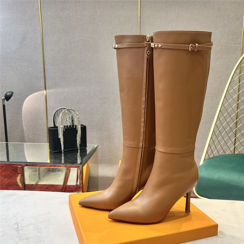 High Quality Luxury Louis Vuitton Logo Signature Boots product detail