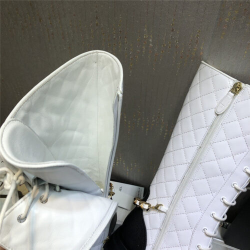High Quality Luxury Chanel Classic Diamond Chain Strap Long Boots product detail