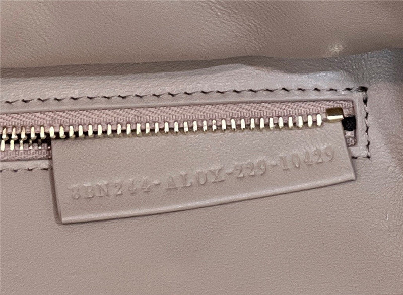 High Quality Luxury Fendi Peekaboo Small Bag product detail