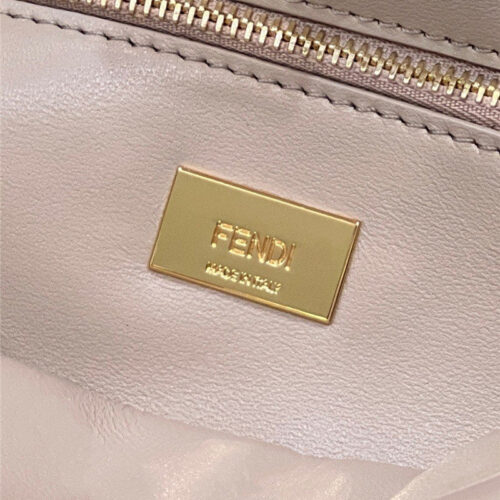 High Quality Luxury Fendi Peekaboo Small Bag product detail