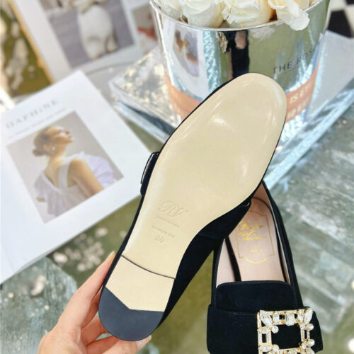 High Quality Luxury Roger Vivier Diamond Buckle Loafers product detail