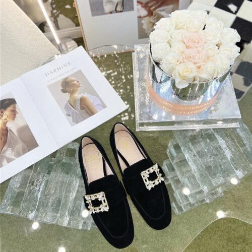 High Quality Luxury Roger Vivier Diamond Buckle Loafers alternate view