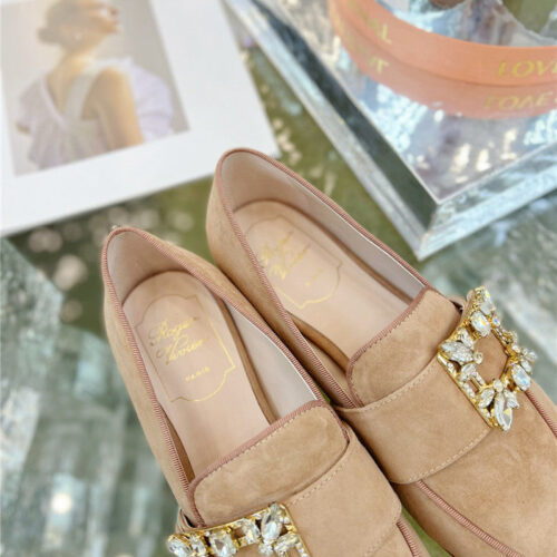 High Quality Luxury Roger Vivier Diamond Buckle Loafers – Style 18548 product detail