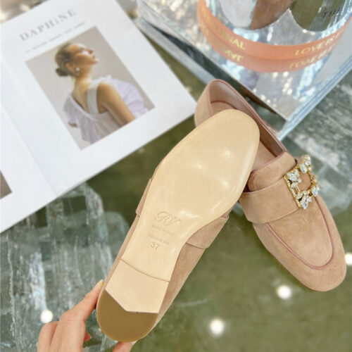 High Quality Luxury Roger Vivier Diamond Buckle Loafers – Style 18548 product detail