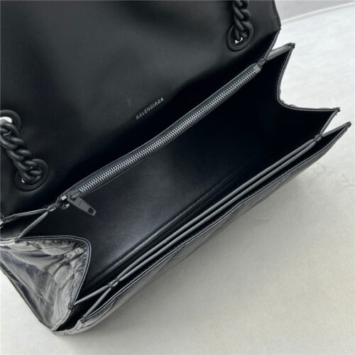 High Quality Luxury Balenciaga Crush Bag Medium product detail