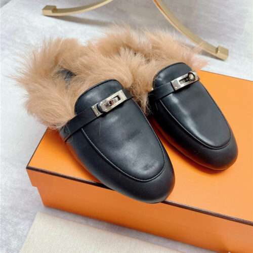 High Quality Luxury Hermes Classic Wool Slippers – Style 17987 alternate view