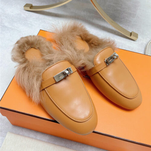 High Quality Luxury Hermes Classic Wool Slippers alternate view