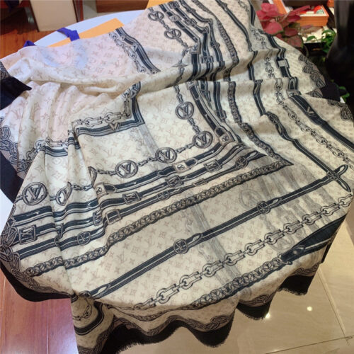 High Quality Luxury Louis Vuitton Monogram Forever Cashmere Scarf product detail