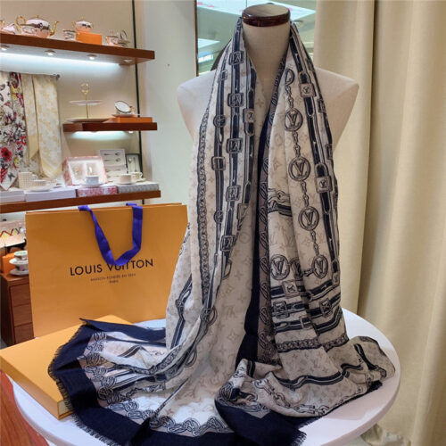 High Quality Luxury Louis Vuitton Monogram Forever Cashmere Scarf alternate view