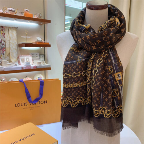 High Quality Luxury Louis Vuitton Monogram Forever Cashmere Scarf – Style 26651 product detail