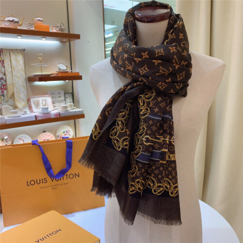 High Quality Luxury Louis Vuitton Monogram Forever Cashmere Scarf – Style 26651