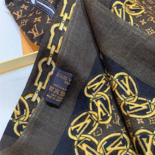 High Quality Luxury Louis Vuitton Monogram Forever Cashmere Scarf – Style 26651 product detail