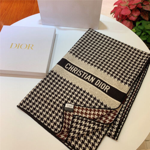 High Quality Luxury Dior Houndstooth Cashmere Scarf product detail
