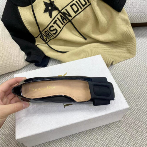 High Quality Luxury Dior Ldyle Pearl Square Buckle Retro Ballet Pumps product detail