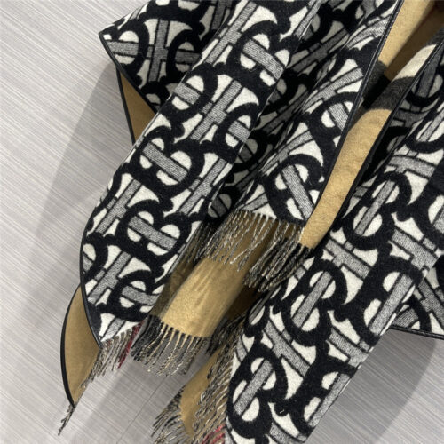 High Quality Luxury Burberry Cashmere Shawl Scarf Cape – Style 24605 product detail