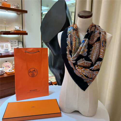 High Quality Luxury Hermes Saddle Print Cashmere Scarf product detail