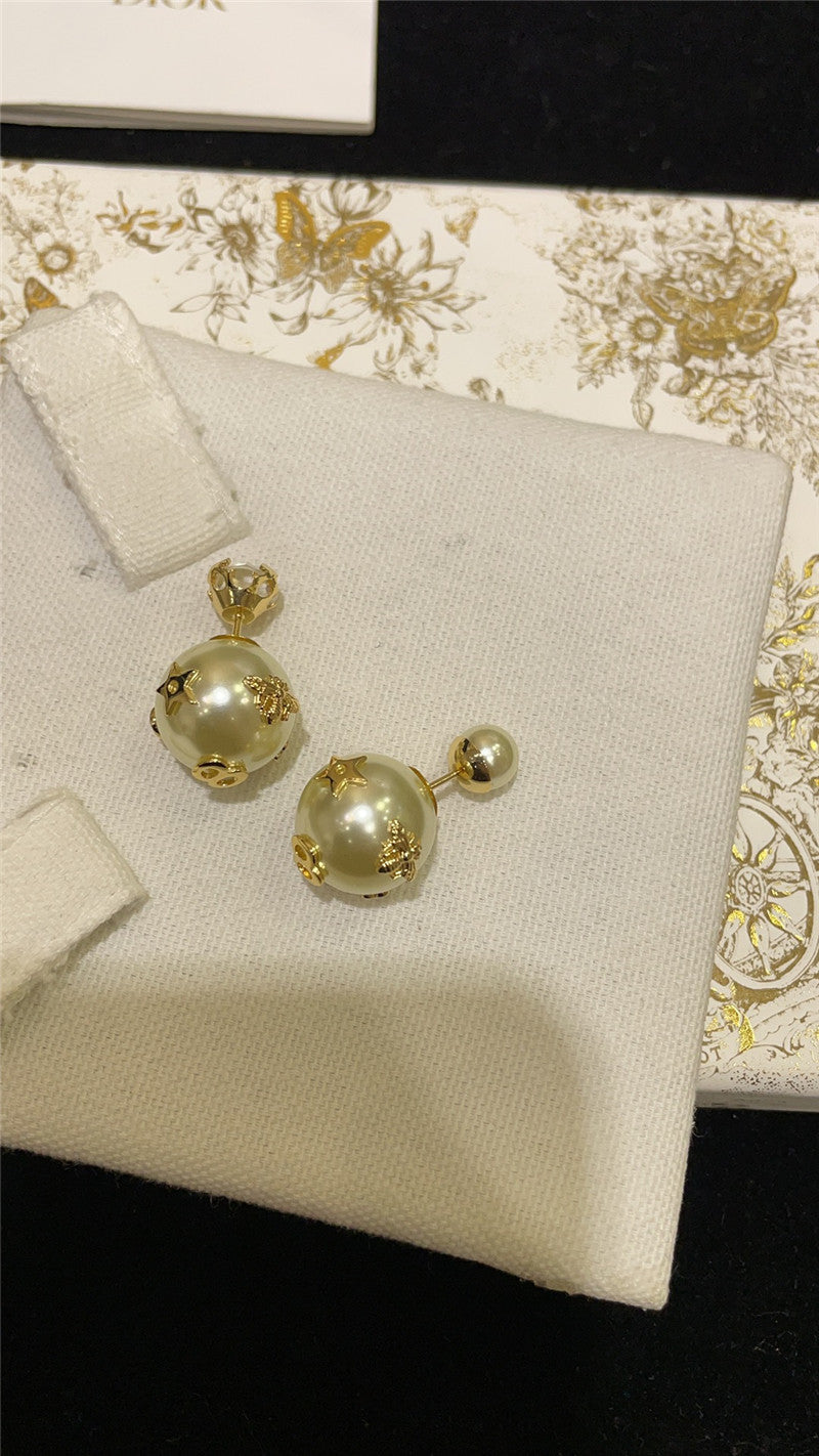 High Quality Luxury Dior Tribales Asymmetric Rhinestone Pearl Earrings product detail