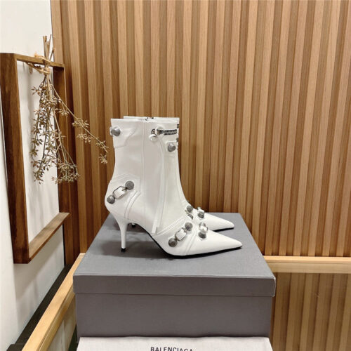 High Quality Luxury Balenciaga Buckled Ankle Boots – Style 53123 product detail