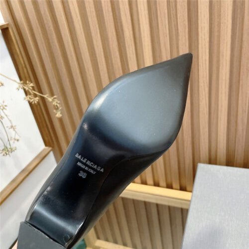 High Quality Luxury Balenciaga High Heel Pointed Long Boots product detail