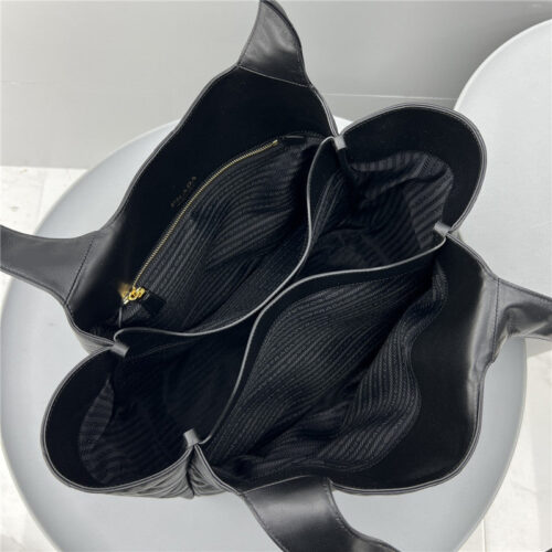 High Quality Luxury Prada Shopping Bag product detail