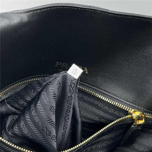 High Quality Luxury Prada Shopping Bag product detail