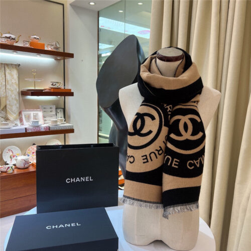High Quality Luxury Chanel Logo Reversible Wool Scarf – Style 25111