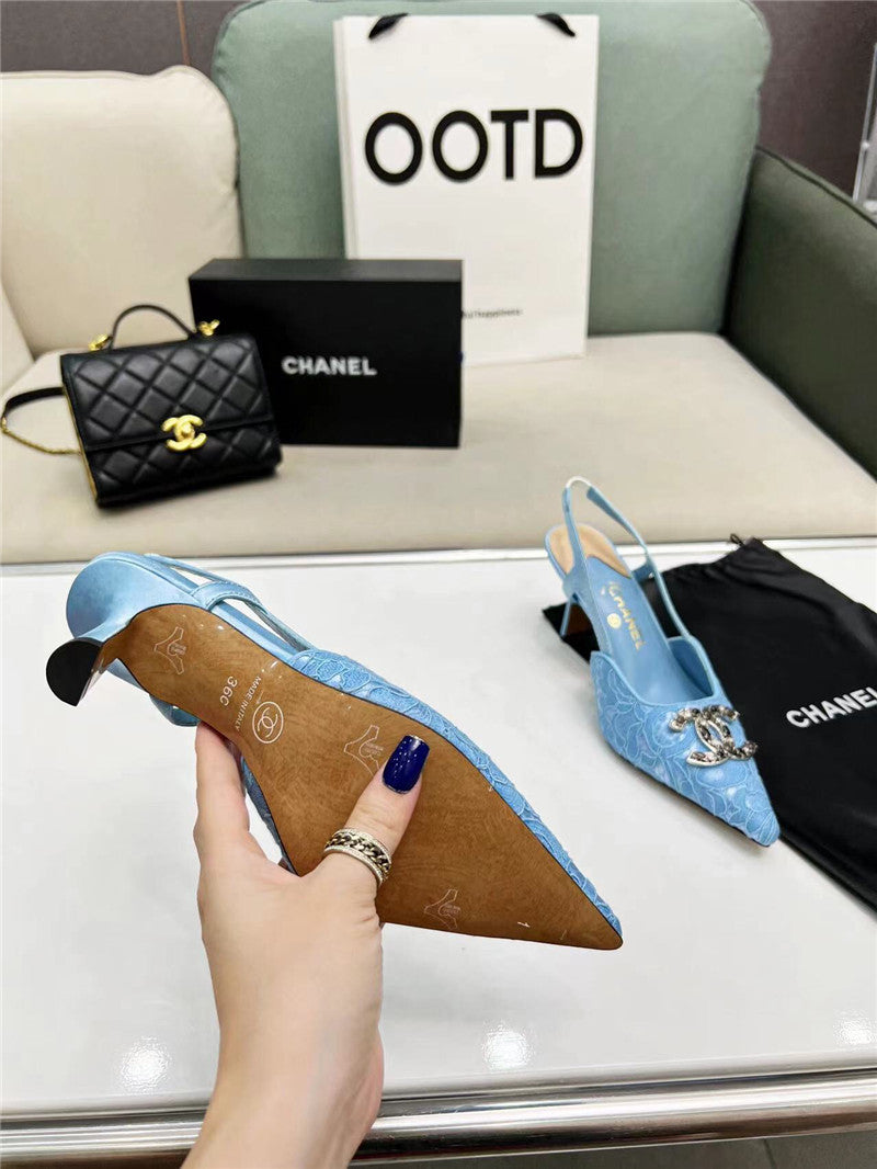 High Quality Luxury Chanel Pearl Double C Pendant Diamond Shoes product detail