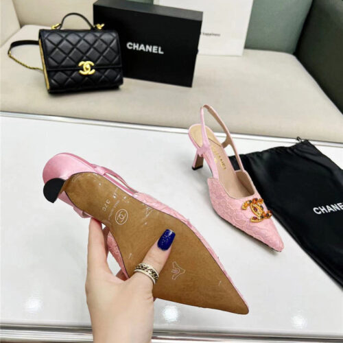 High Quality Luxury Chanel Pearl Double C Pendant Diamond Shoes – Style 26022 product detail