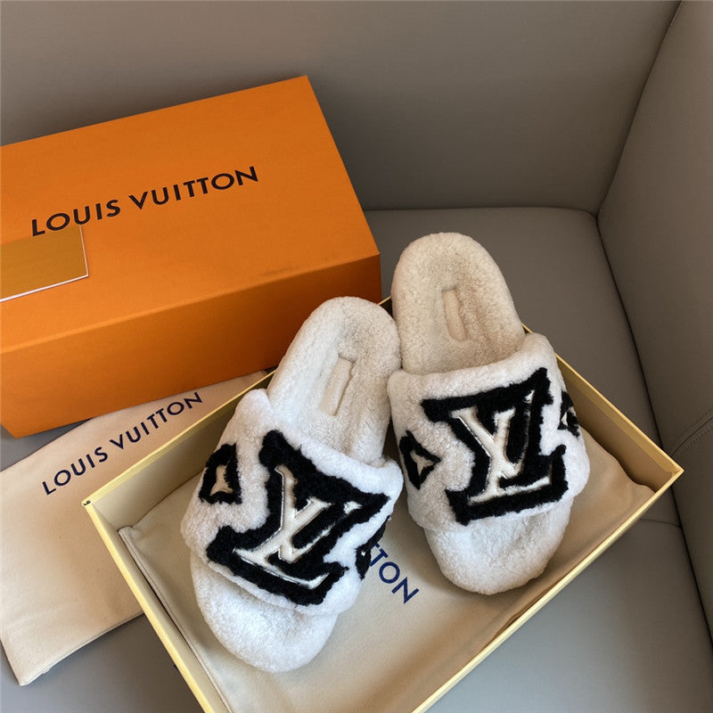 High Quality Luxury Louis Vuitton Platform Fur Slippers product detail