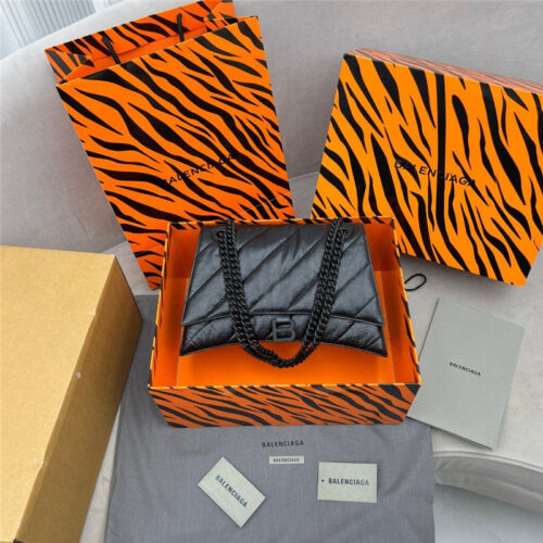 High Quality Luxury Balenciaga Crush Bag Medium product detail