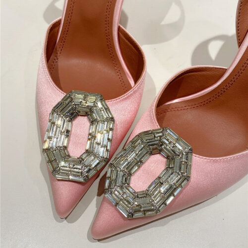 High Quality Luxury Amina Muaddi High-End Rhinestone Original Buckle Pumps – Style 39331 product detail